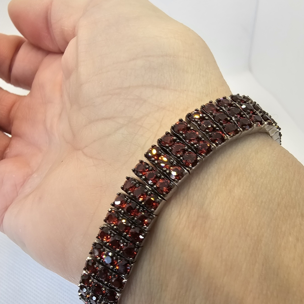 Genuine Garnet Tennis Bracelet Sterling Silver & Rhodium 7.5" - Picture 4 of 5
